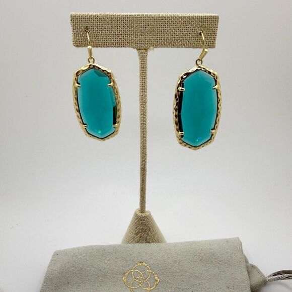 Kendra Scott Elle Drop Earrings | Navy | Mercari Retired Kendra Scott Like-New Elle drop earrings in \